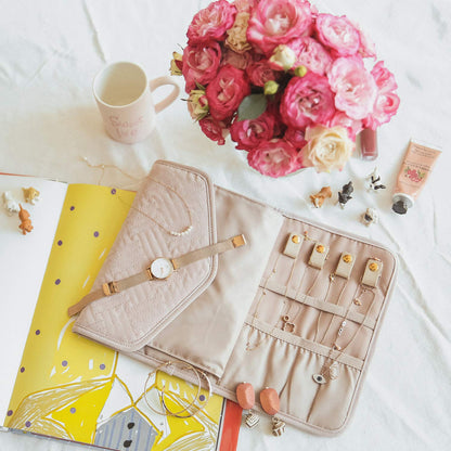 BAGSMART Travel Jewelry Organizer Case Foldable Jewelry Roll for Journey Rings, Necklaces, Earrings, Bracelets, Mini, Black